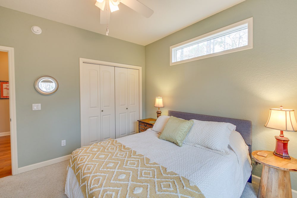 Photo of Bedroom in Hot Springs Village