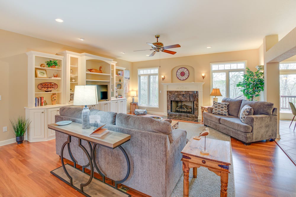 Photo of Livingroom in Hot Springs Village