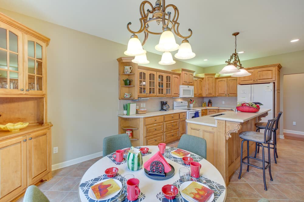 Photo of Kitchen in Hot Springs Village