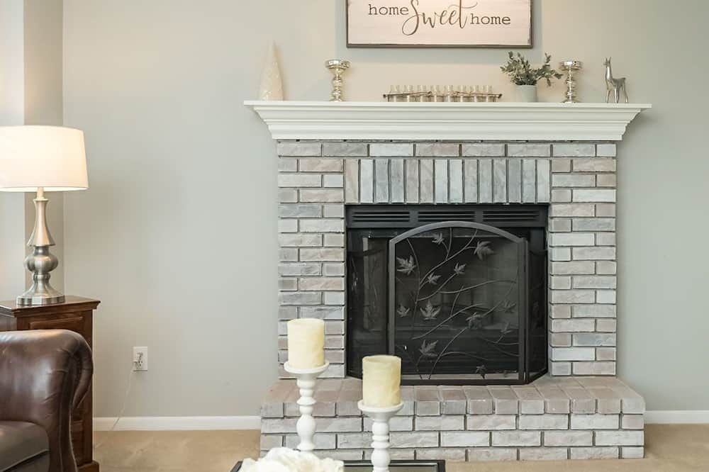 Photo of Bedroom in O'Fallon