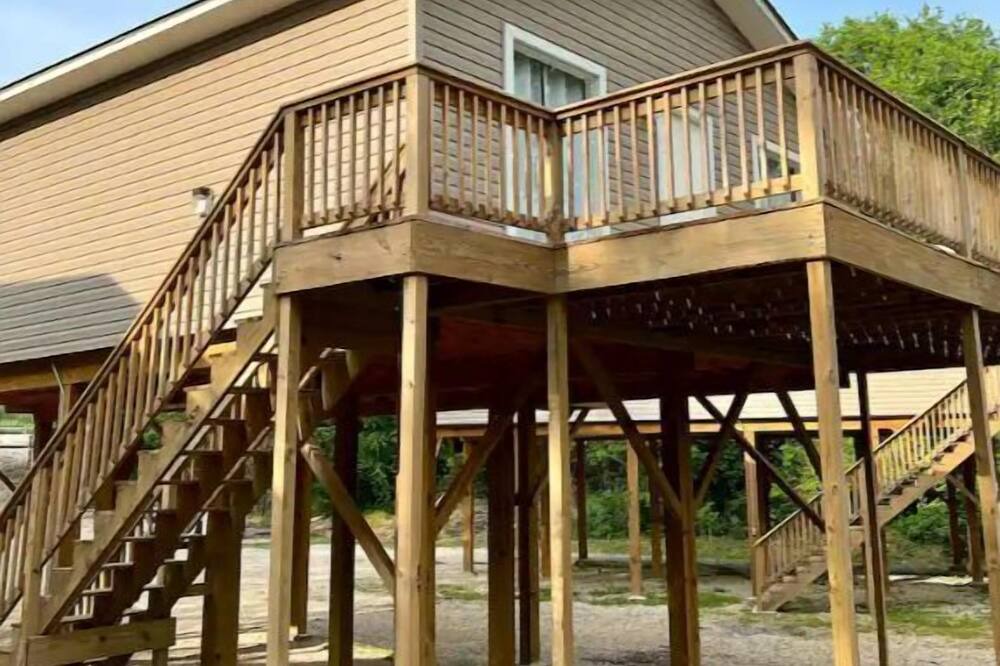 Photo of Outdoor in Hardy