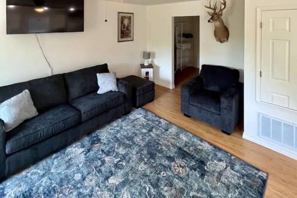 Photo of Livingroom in Hardy