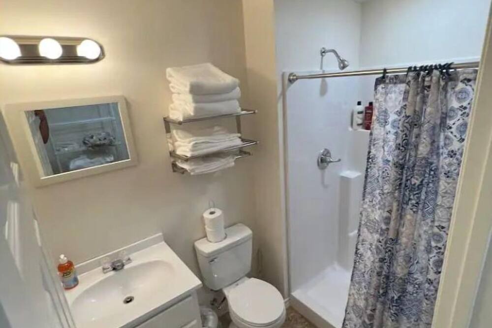 Photo of Bathroom in Hardy