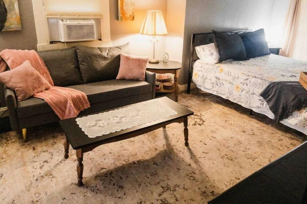 Photo of Bedroom in Black Jack
