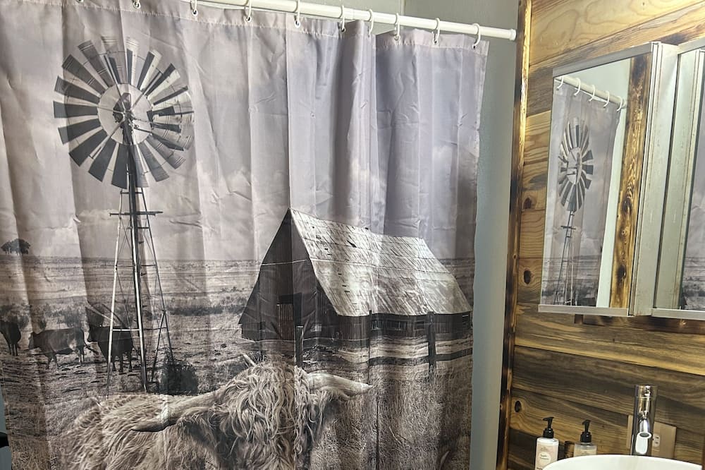 Photo of Bathroom in Blanchard