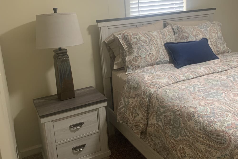 Photo of Bedroom in Ferndale