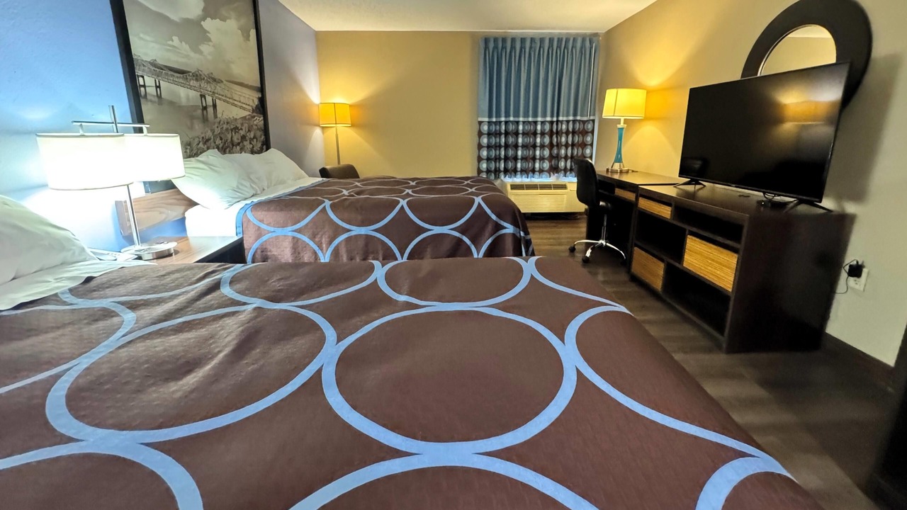 Photo of Bedroom in Booneville