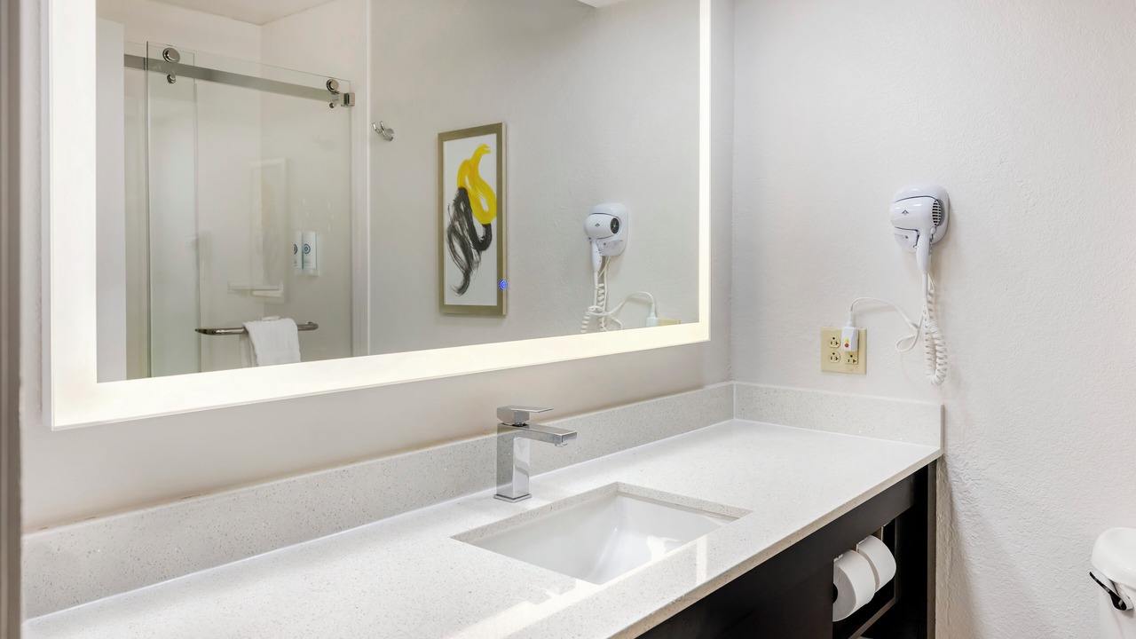 Photo of Bathroom in The Gate