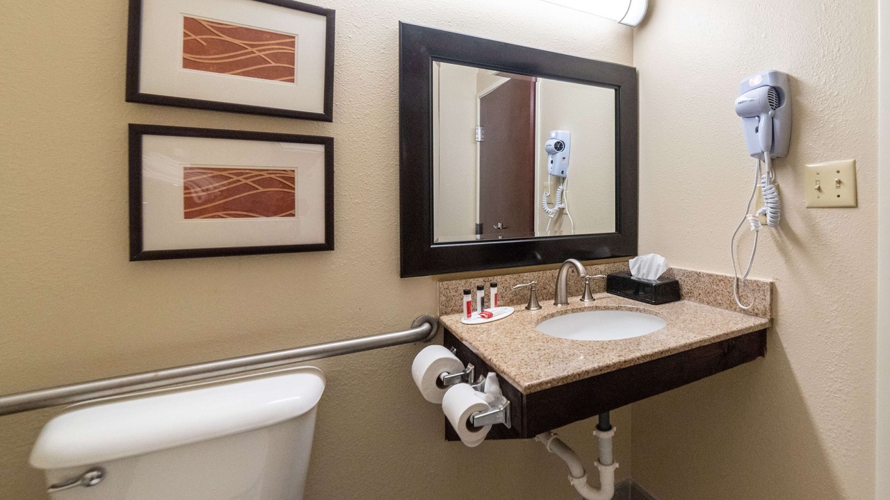 Photo of Bathroom in Caddo Valley