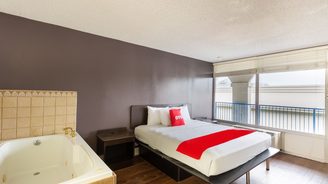 Photo of Bedroom in Broadmoor