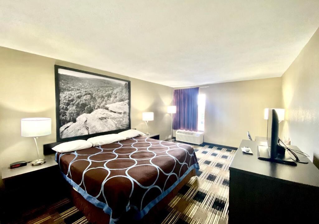Photo of Bedroom in Conway