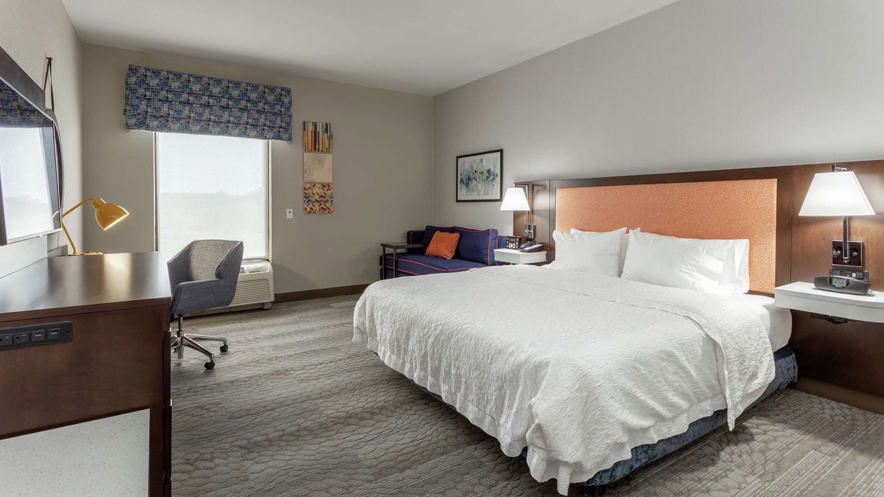 Photo of Bedroom in Jefferson City