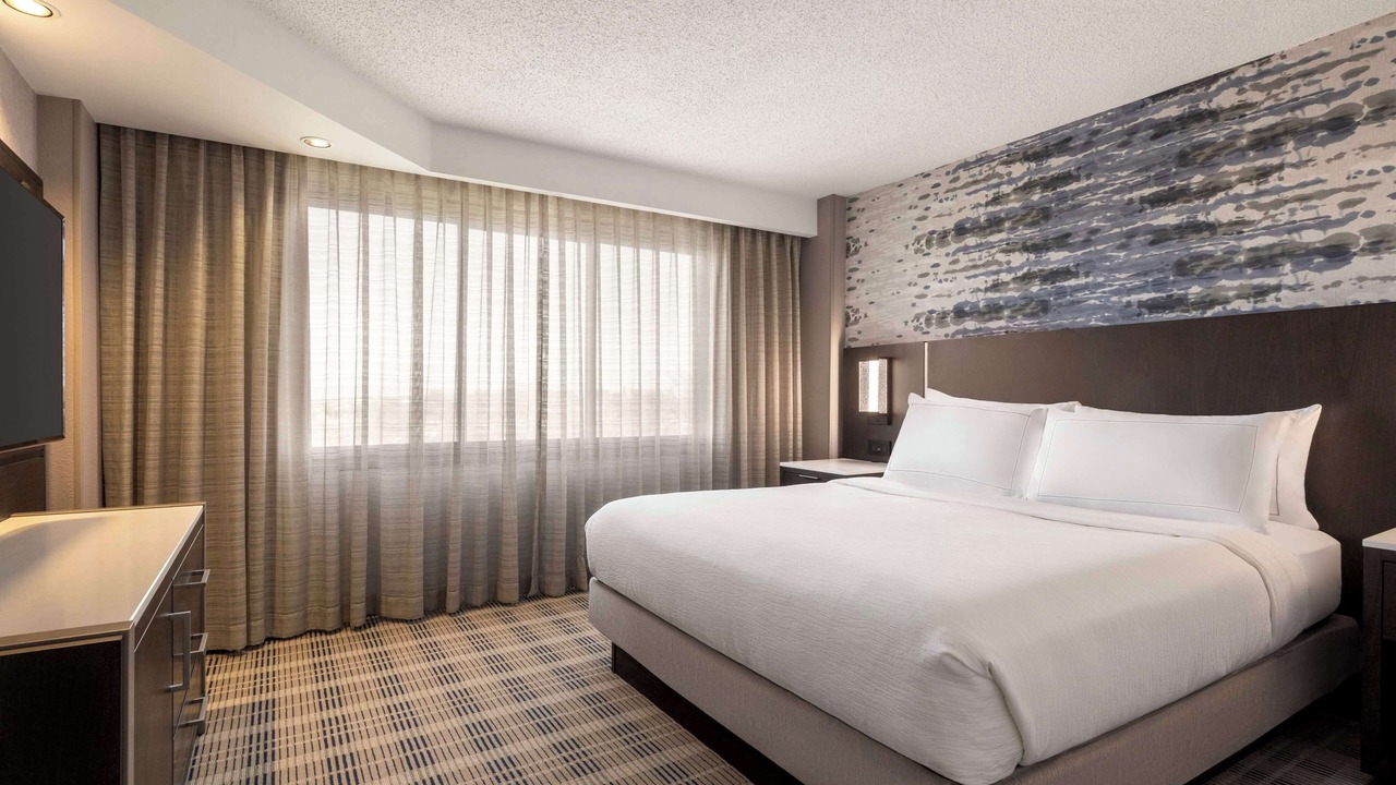 Photo of Bedroom in Overland Park