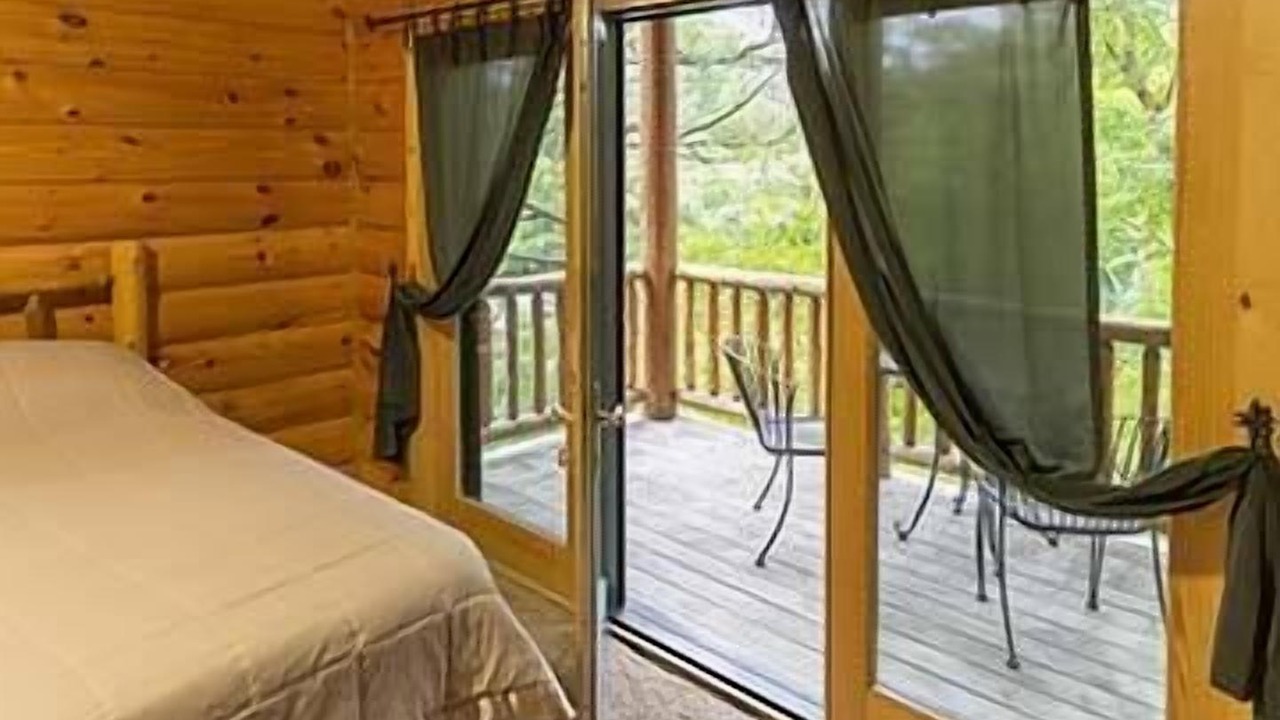 Photo of Patio Balcony in Lake Delton