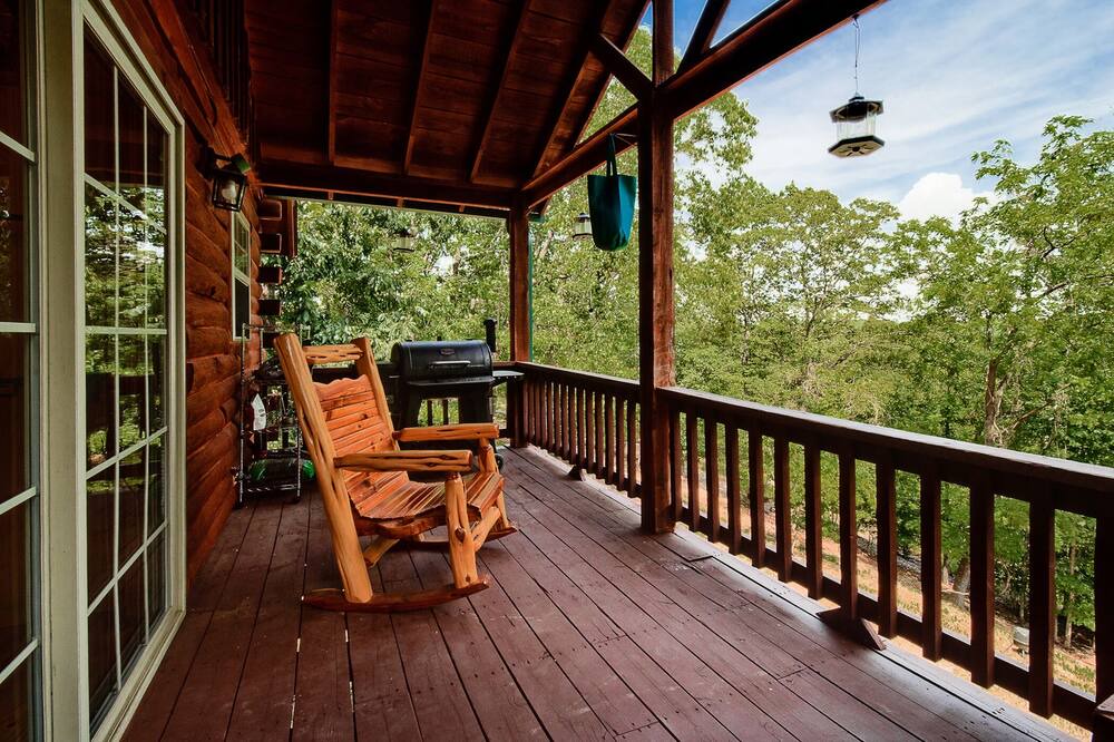 Photo of Patio Balcony in Sylvan Shores