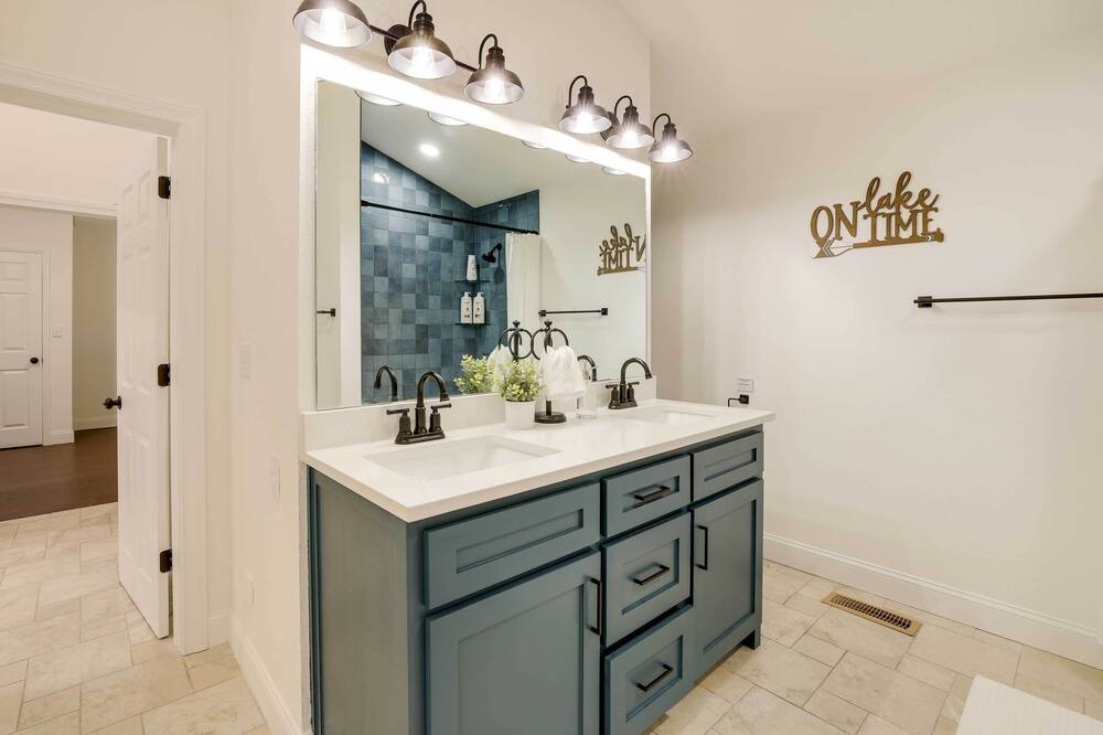 Photo of Bathroom in Lowell
