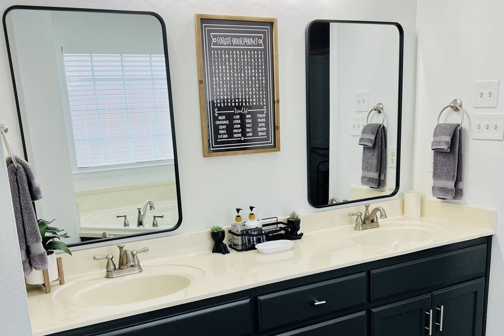 Photo of Bathroom in Conway