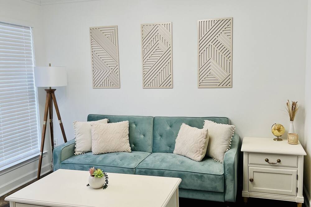 Photo of Livingroom in Conway
