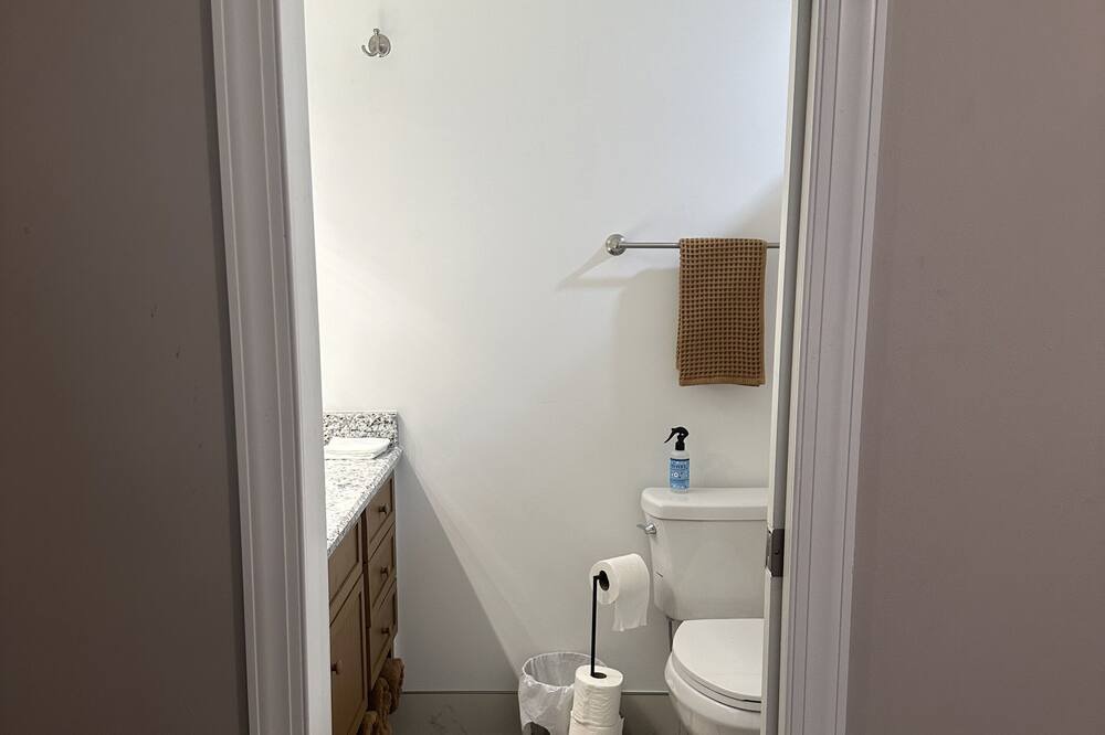 Photo of Bathroom in Ashland City