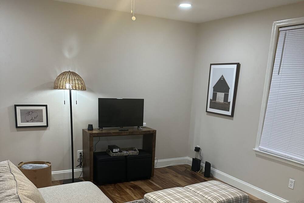 Photo of Livingroom in Ashland City