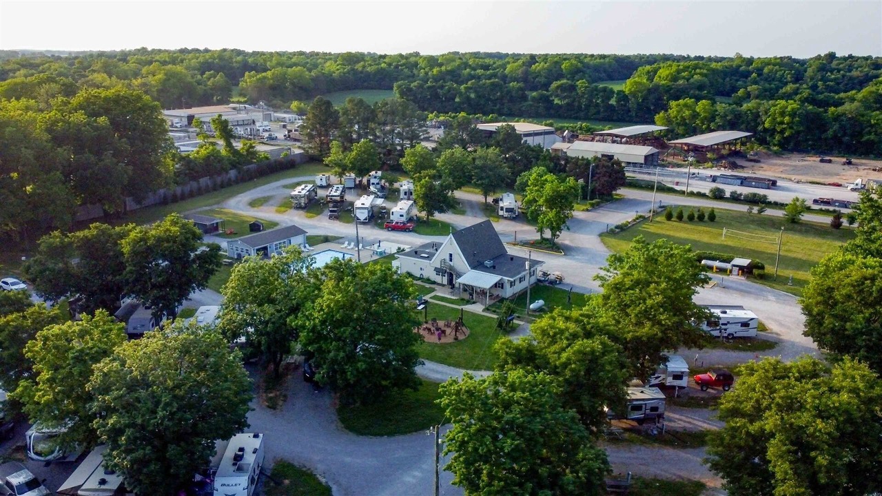 Photo of Outdoor in Clarksville