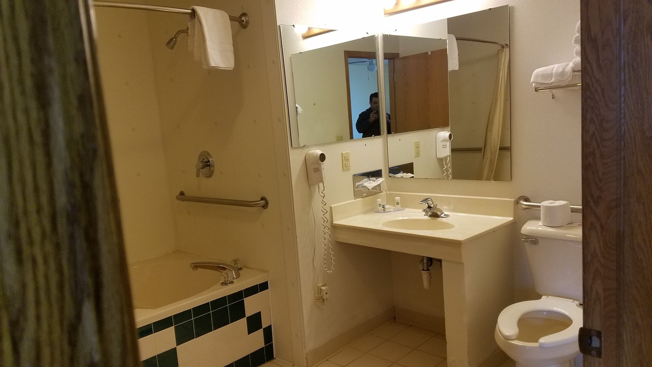 Photo of Bedroom in Friendship
