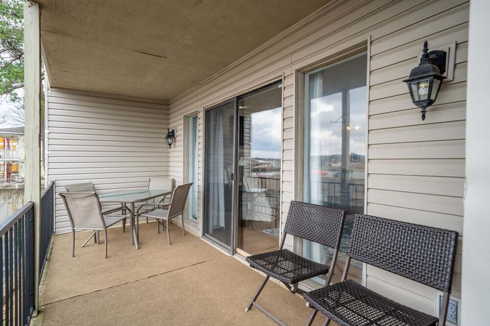 Photo of Patio Balcony in Lake Hamilton