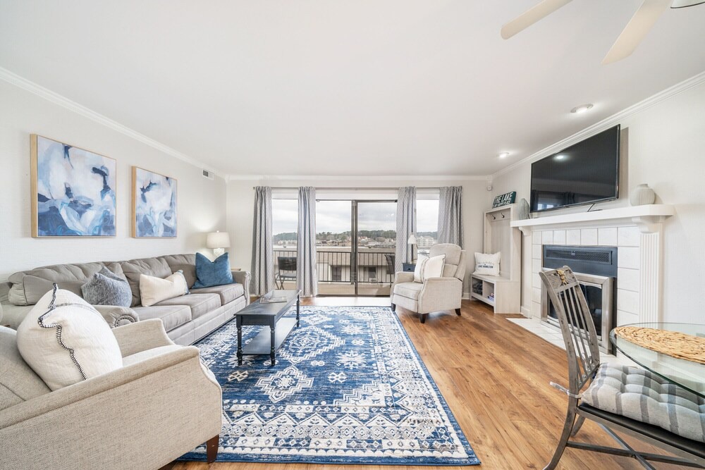 Photo of Livingroom in Lake Hamilton