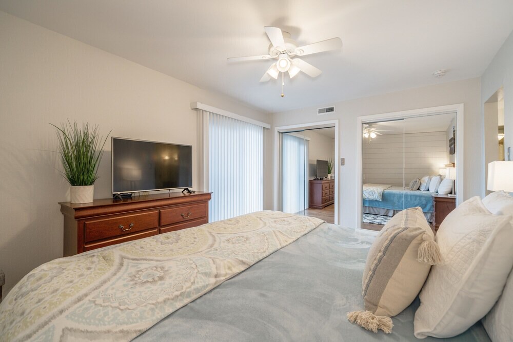 Photo of Bedroom in Lake Hamilton