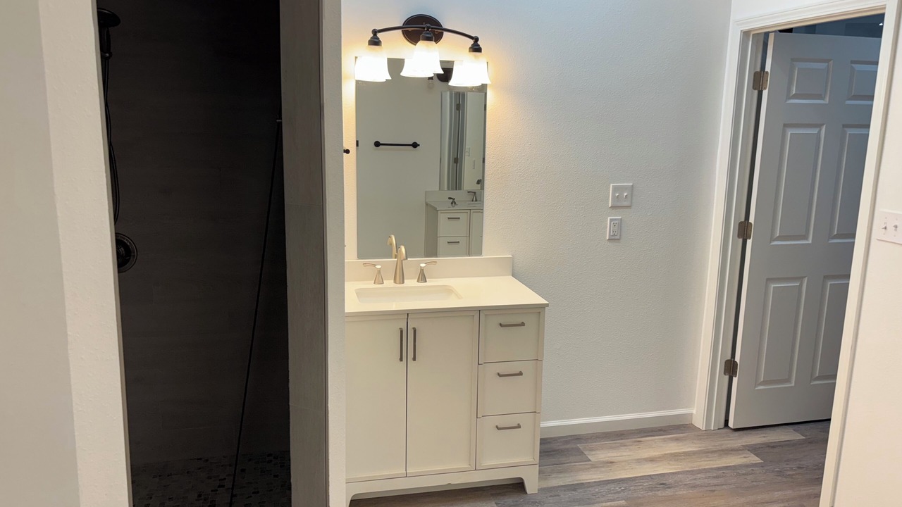 Photo of Bathroom in Lake Hamilton