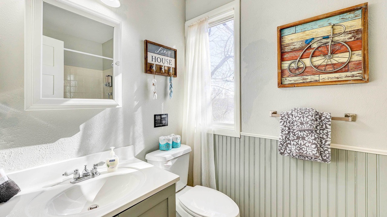 Photo of Bathroom in Holiday Island