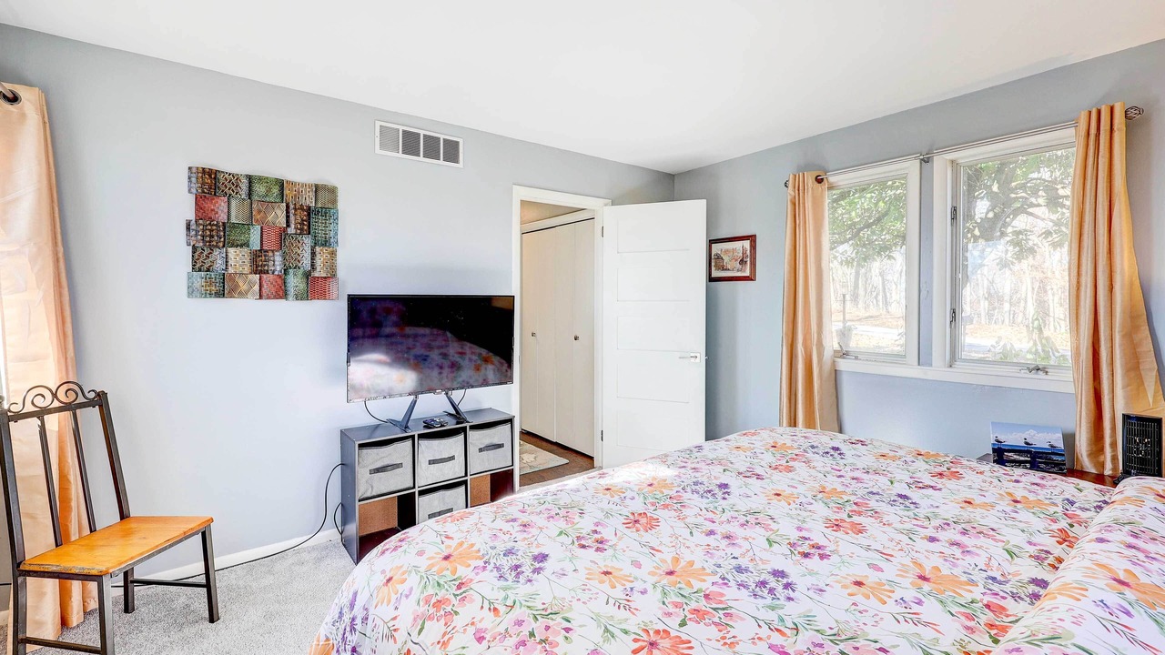 Photo of Bedroom in Holiday Island