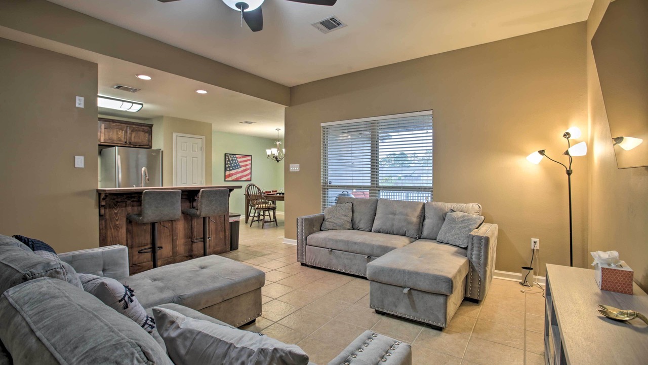 Photo of Livingroom in Denham Springs