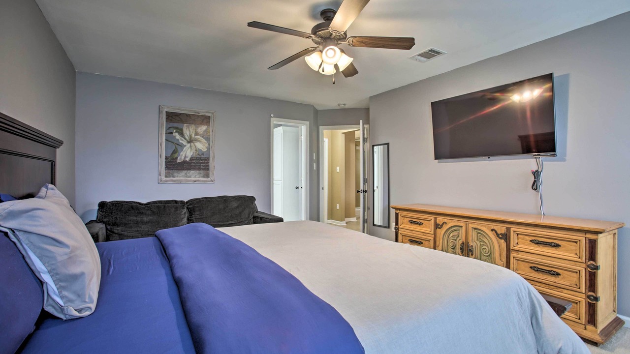Photo of Bedroom in Denham Springs