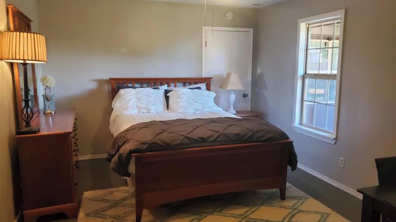 Photo of Bedroom in Hot Springs Village