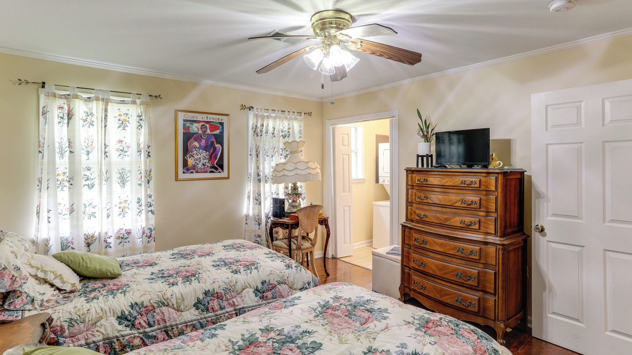 Photo of Bedroom in Independence
