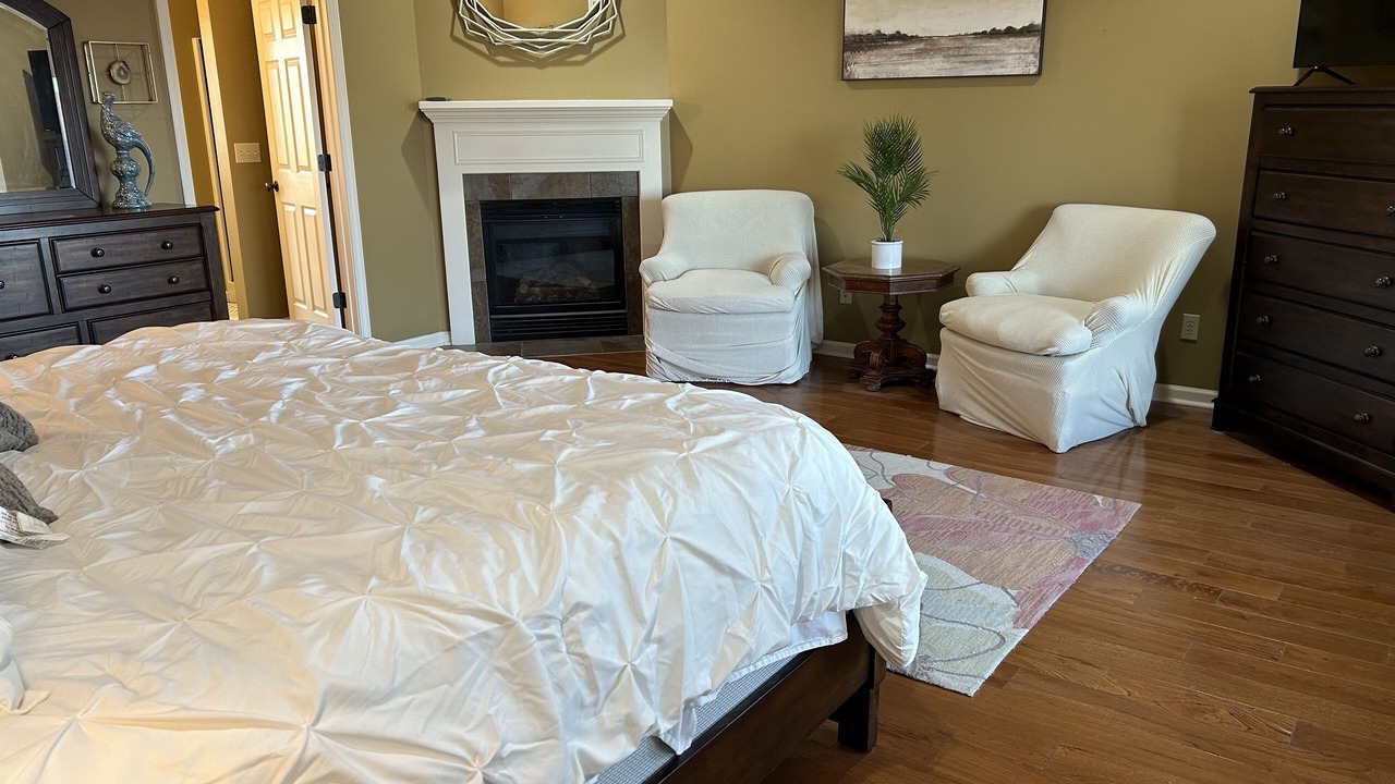 Photo of Bedroom in Springville