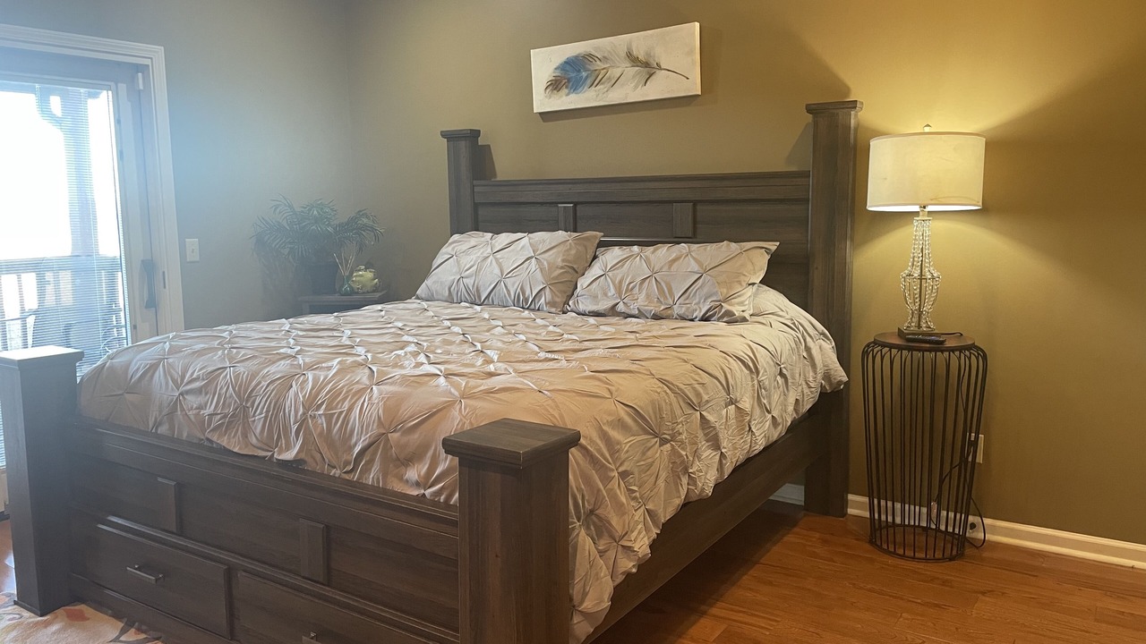 Photo of Bedroom in Springville