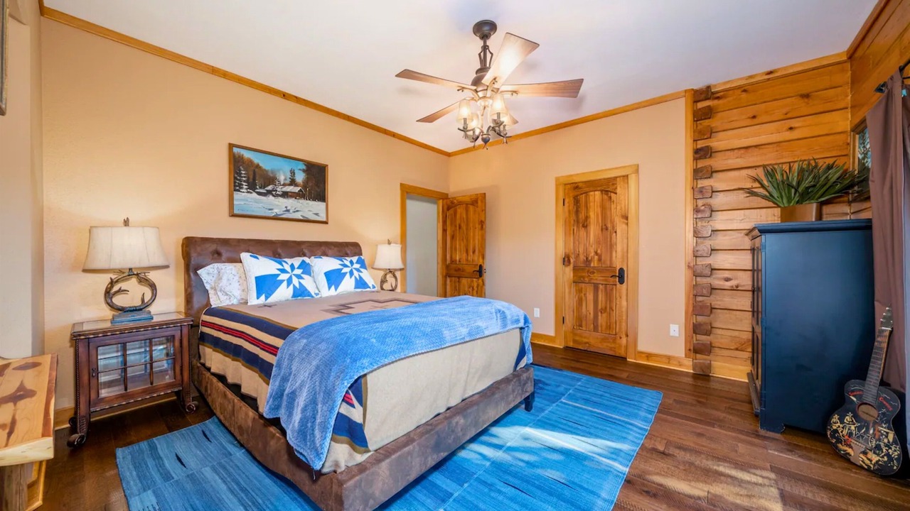 Photo of Bedroom in Royal