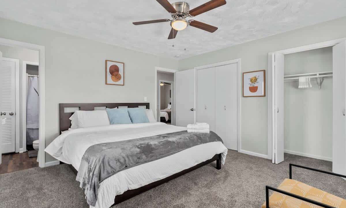 Photo of Bedroom in North Kansas City