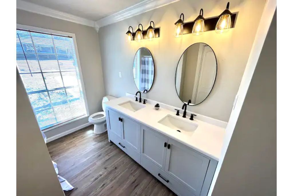 Photo of Bathroom in Alexandria