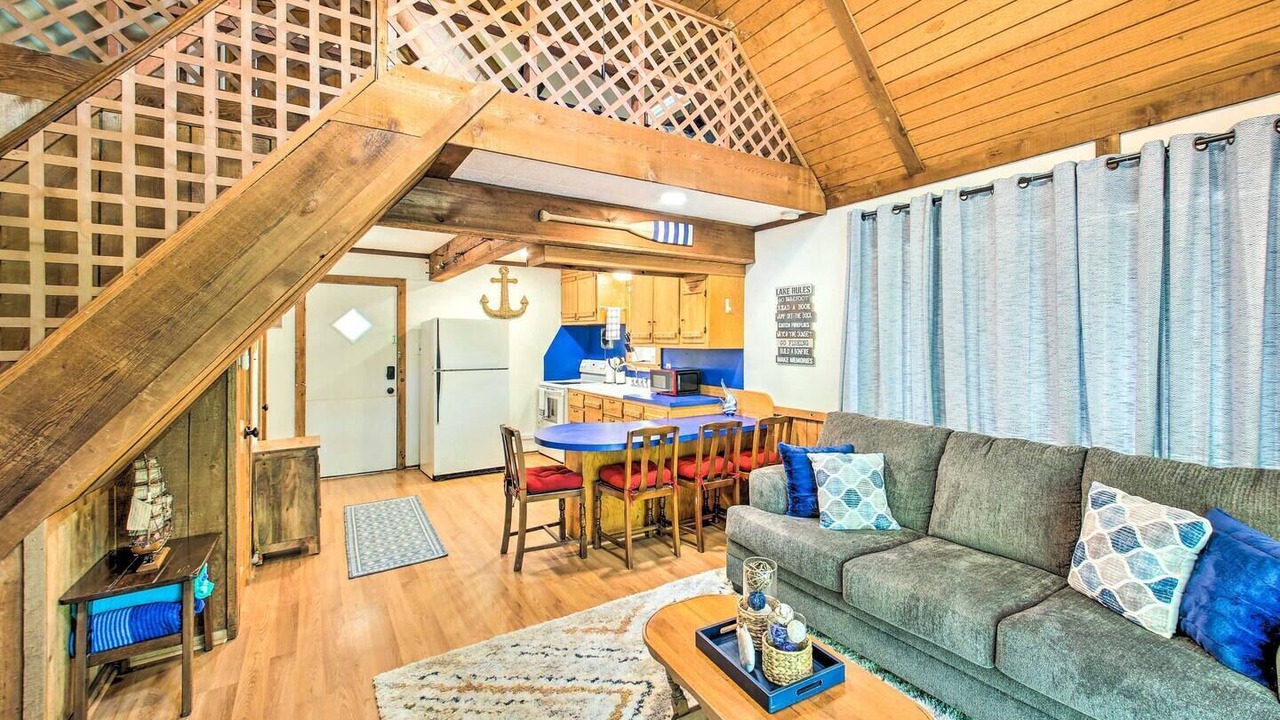 Photo of Bedroom in Piney