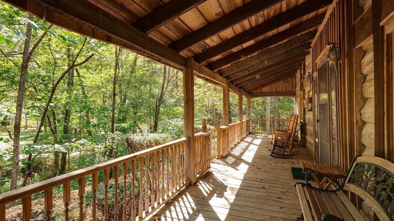 Photo of Outdoor in Hendersonville