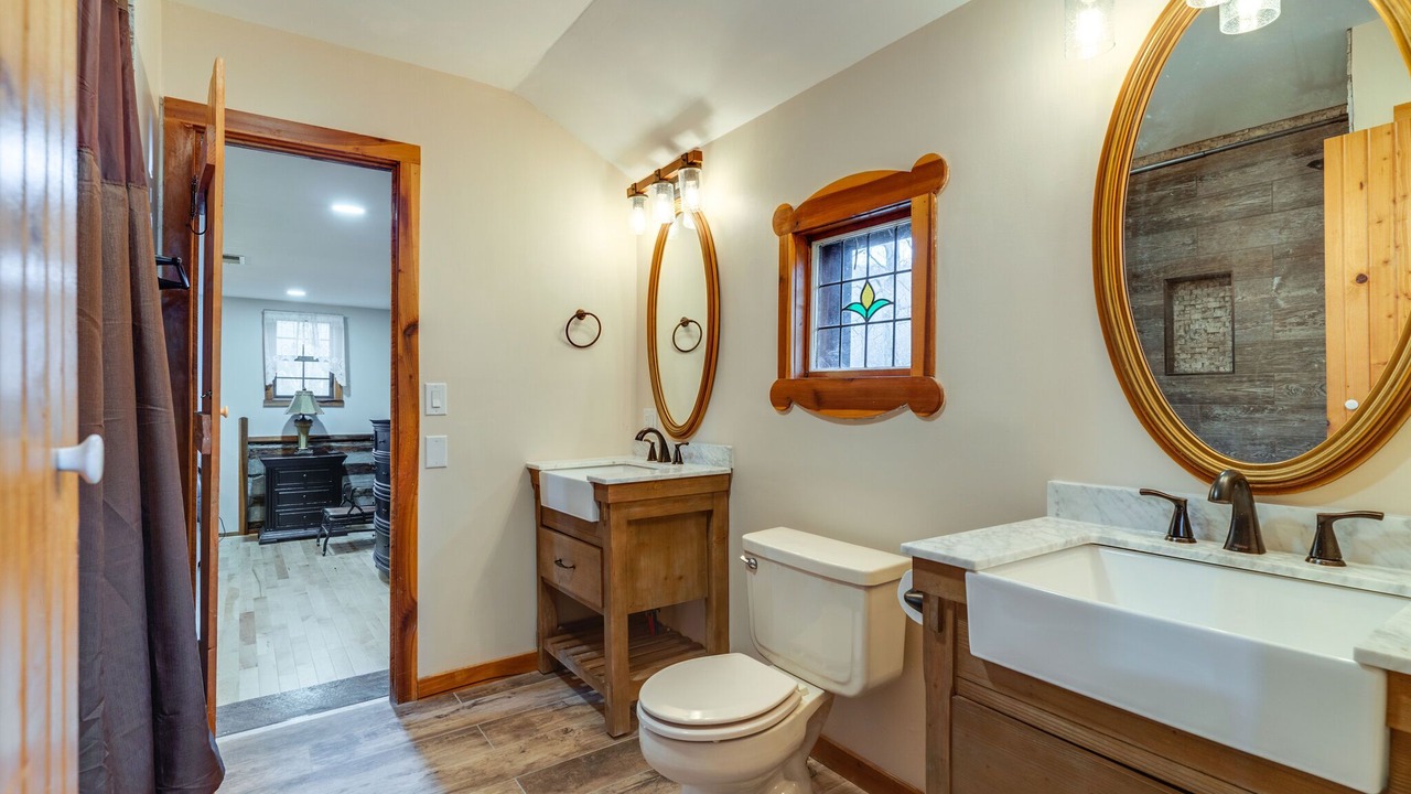 Photo of Bathroom in Hendersonville