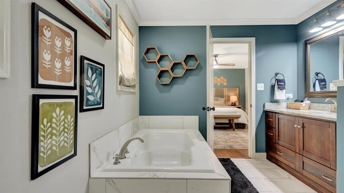 Photo of Bathroom in Piney