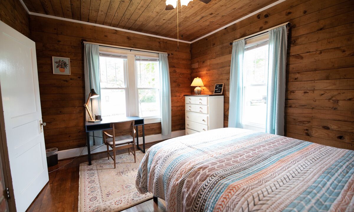 Photo of Bedroom in McMinnville