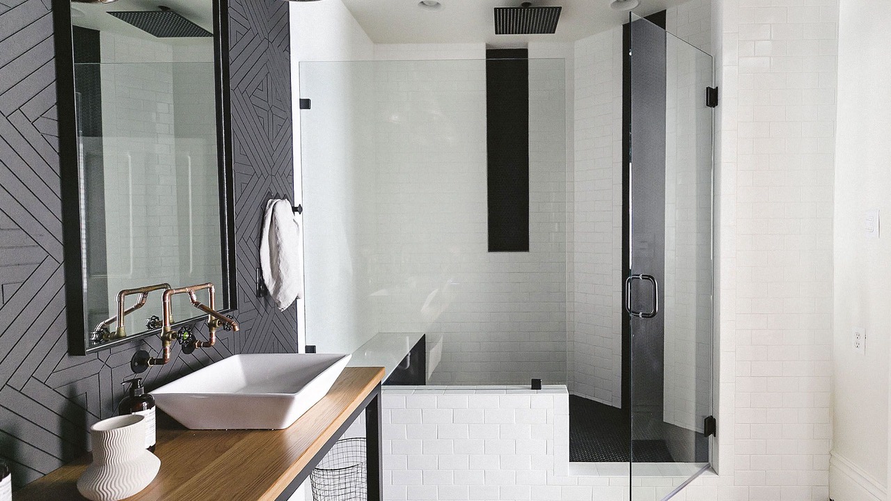 Photo of Bathroom in Bowling Green