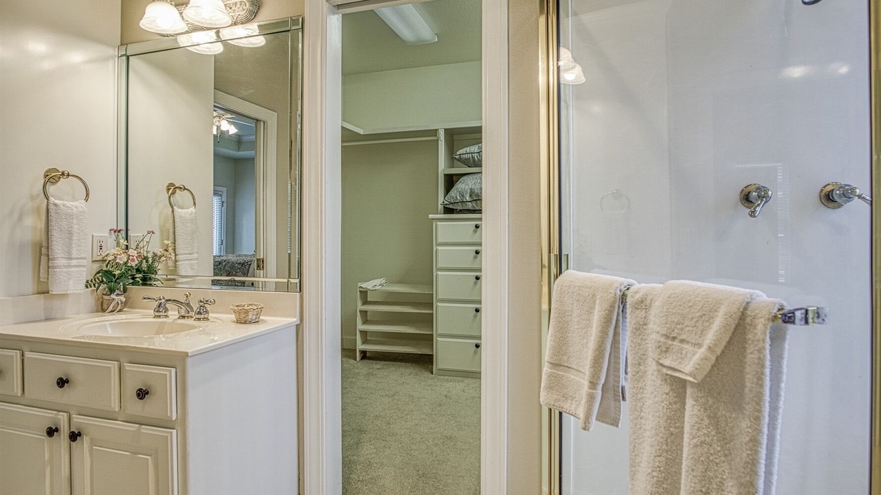 Photo of Bathroom in Hot Springs Village