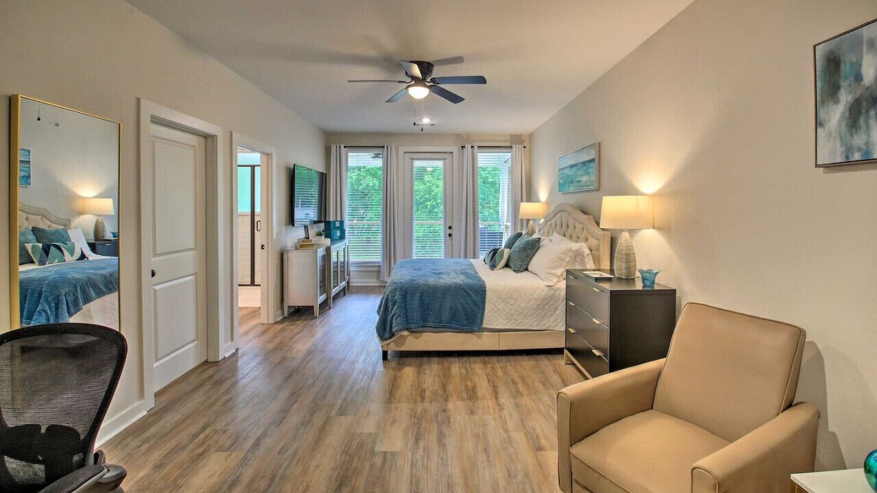 Photo of Bedroom in Lake Hamilton