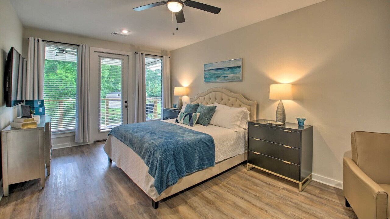 Photo of Bedroom in Lake Hamilton